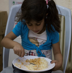 manara girl at meal